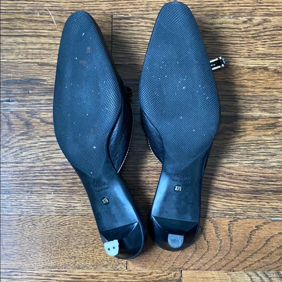 Prada leather mule Sz. 37.5 - Picture 4 of 6